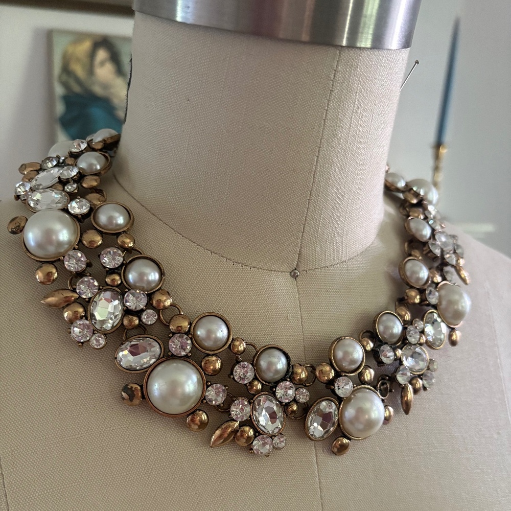 Chunky bling and pearl necklace